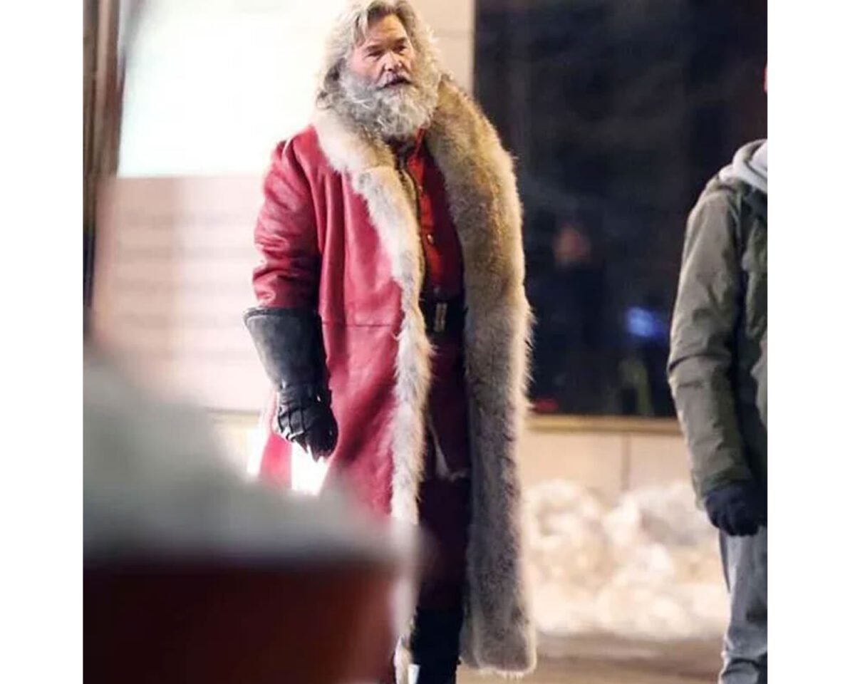 The christmas chronicles 2 santa claus coat